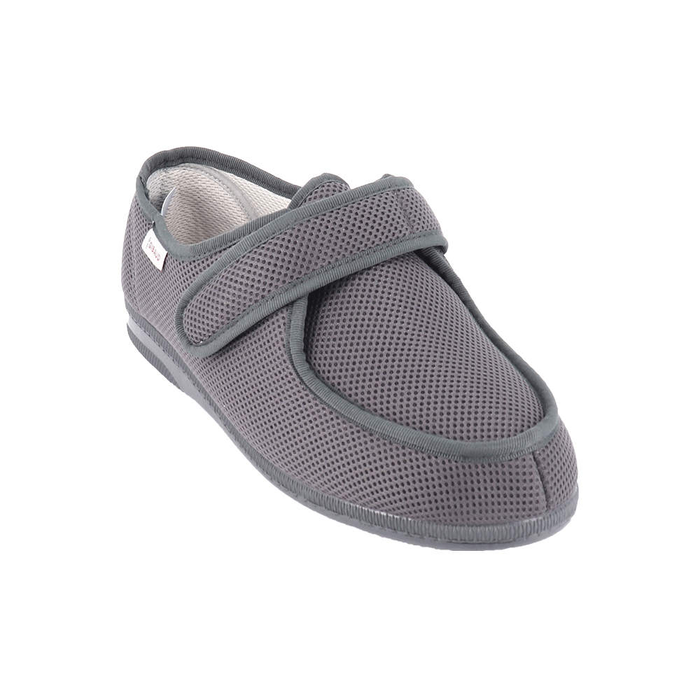 SOIN DES AINES - TEXTILE - CHAUSSURES FERMEES