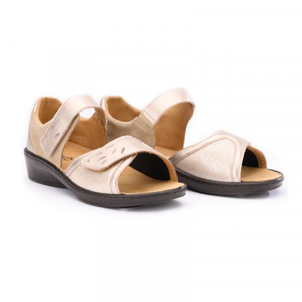 SOIN DES PIEDS DEFORMES CUIR CHAUSSURES OUVERTES